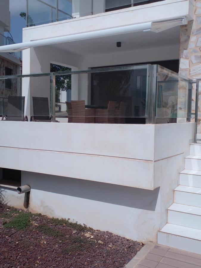3 Bedroom Luxury Villamartin