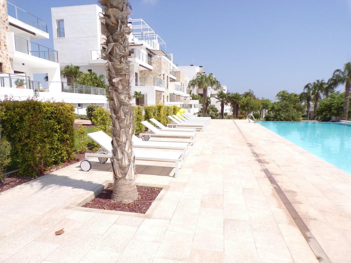 Apartment 3 Bedroom Luxury Villamartin *